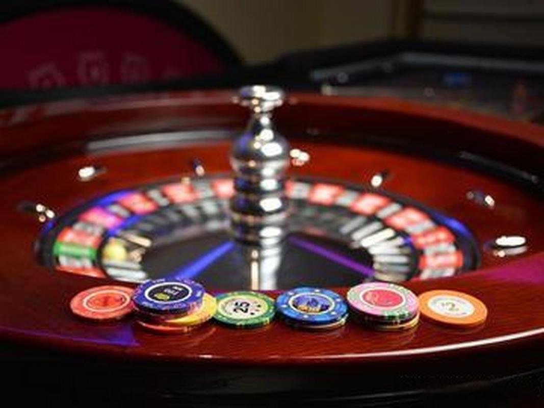 Simbol wild dan scatter dalam Wild West Gold ular288